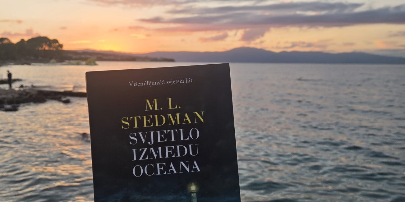 Svjetlo između oceana, M.L. Stedman